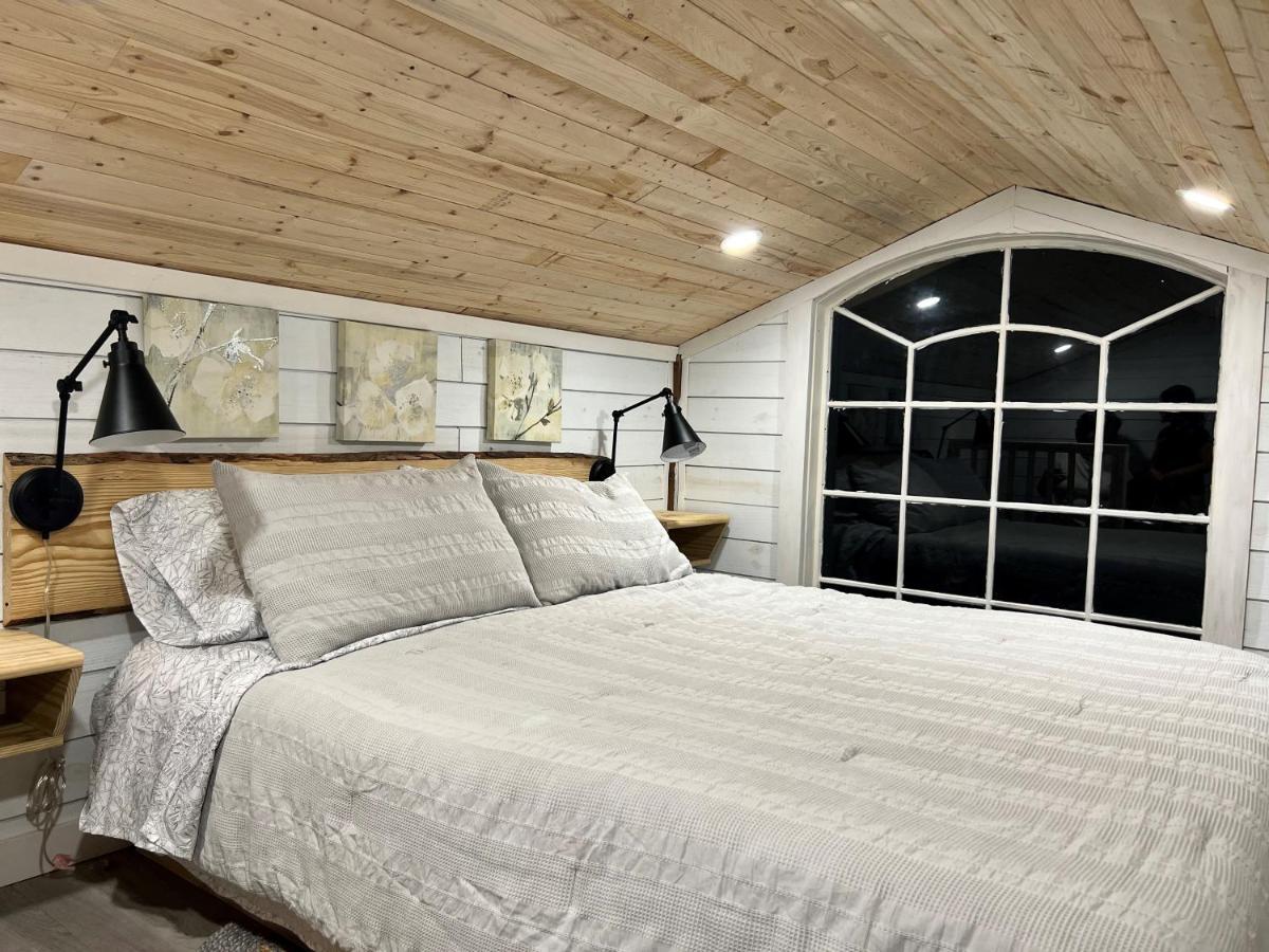 Maria'S Tiny Barn Guest House โฮมสเตด ภายนอก รูปภาพ