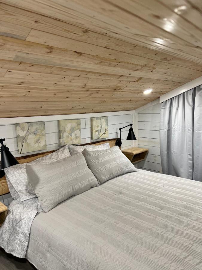Maria'S Tiny Barn Guest House โฮมสเตด ภายนอก รูปภาพ