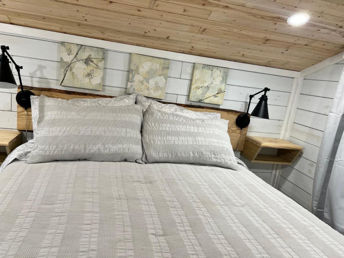 Maria'S Tiny Barn Guest House โฮมสเตด ภายนอก รูปภาพ