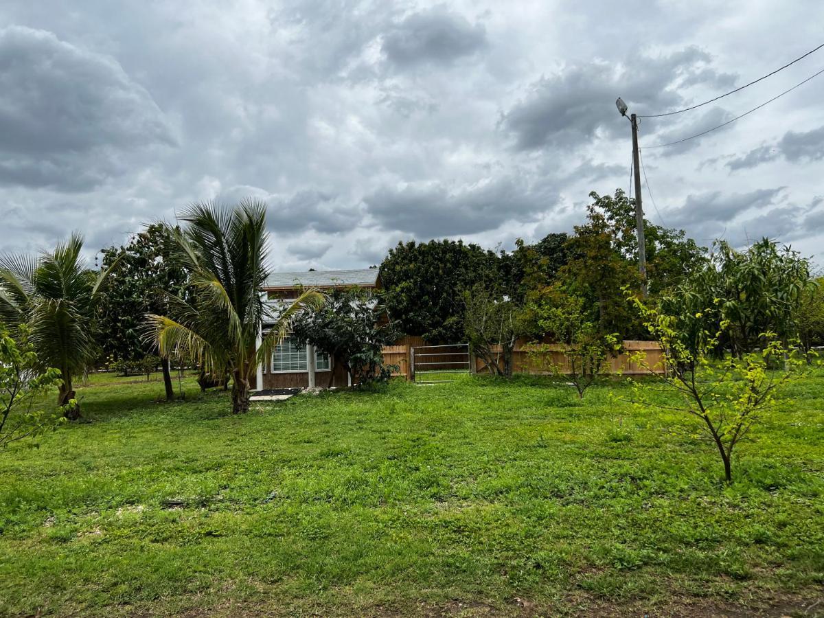 Maria'S Tiny Barn Guest House โฮมสเตด ภายนอก รูปภาพ