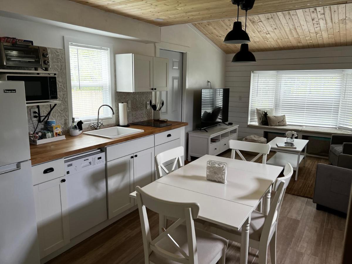 Maria'S Tiny Barn Guest House โฮมสเตด ภายนอก รูปภาพ