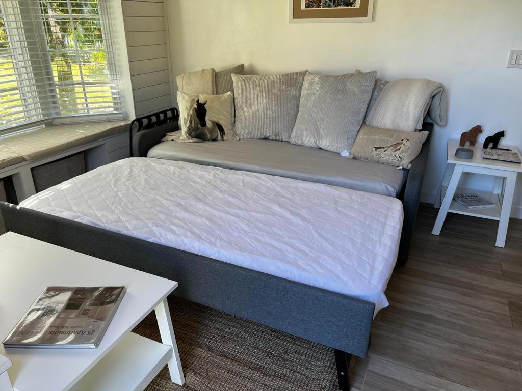 Maria'S Tiny Barn Guest House โฮมสเตด ภายนอก รูปภาพ